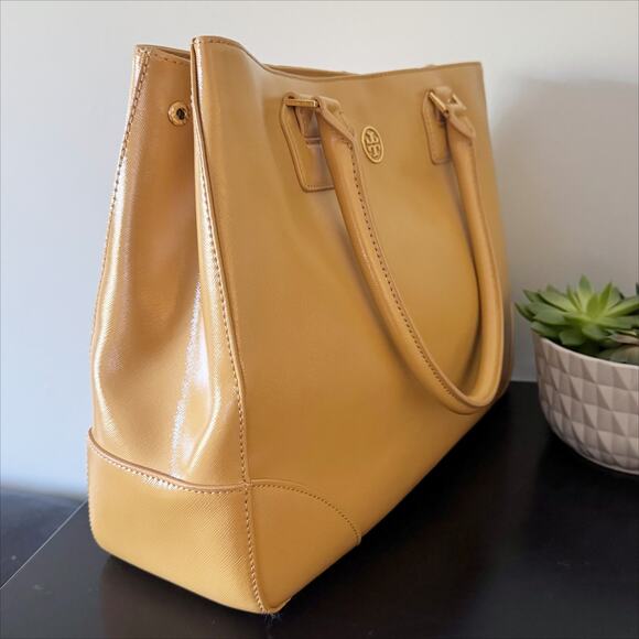 Tory Burch Robinson East West Tote Bag Tan Beige Camel Leather Large EUC - Picture 4 of 14